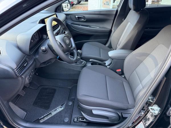 Hyundai i20 1.0 T-GDI 90 PS MT Blackline, BOSE, VERFÜGBAR