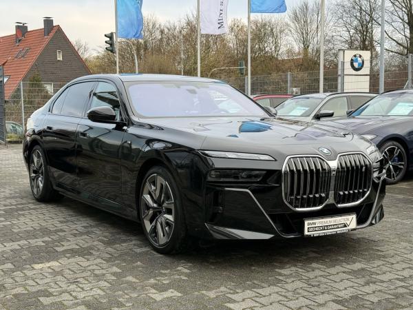 BMW i7 xDrive60 M Sport //AHK Leas.ab EUR 999,-inkl.