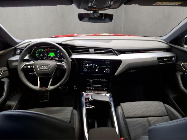 Audi SQ8 Sportback e-tron SOFORT VERFÜGBAR!