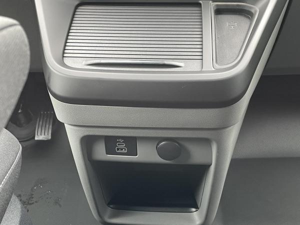 Ford Transit Custom Kombi 320 L1 8-Sitzer 170 PS Automatik * Sofort Verfügbar*