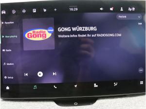 Skoda Superb Combi Selection 2.0 TDI DSG / Matrix, AHK