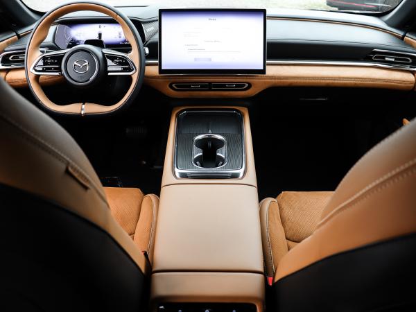 Mazda 6e EV 258ps 1AT RWD Takumi Plus HUD SONY NAVI !!!MIT 5.000 € ELEKTRO-PRÄMIE ALS ANZAHLUNG!!