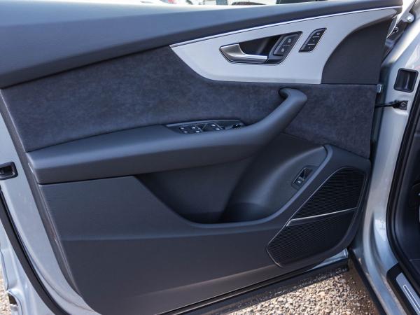 Audi Q7 S line 55 TFSI quattro AIR Allradenkung HUD PANO B&O AHK