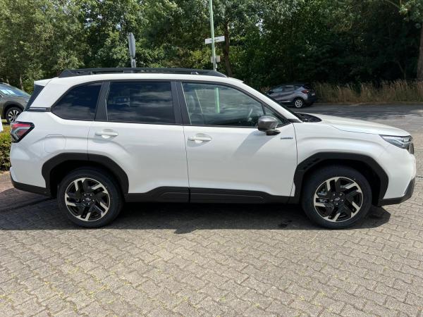 Subaru Forester Exclusive 2.0 AT Mildhybrid