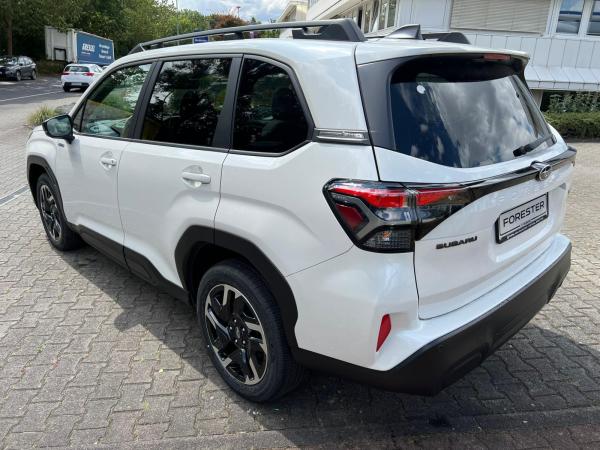 Subaru Forester Exclusive 2.0 AT Mildhybrid
