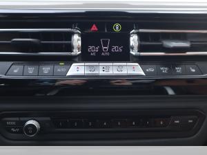 BMW Z4 sDrive30i Head-Up/HiFi/ACC/RFK/elektr.Sitz/DrivingAss./Lenkradhzg.