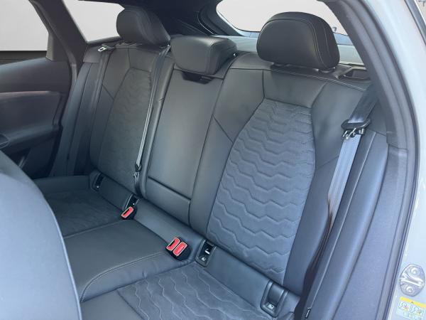 Audi A6 e-tron A6 Avant e-tron Audi A6 e-tron A6 Avant e-tron