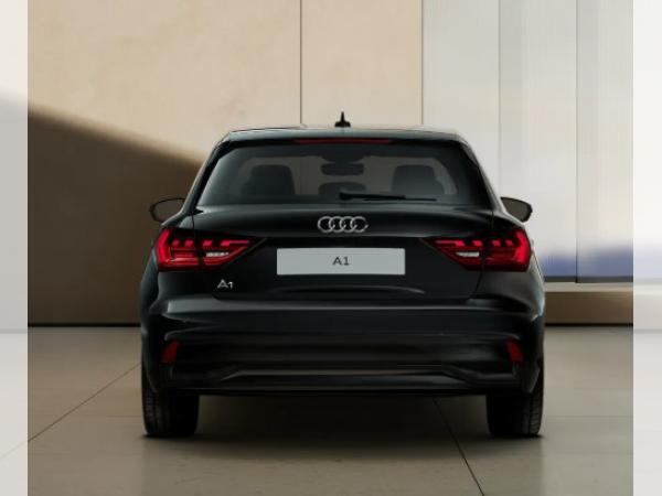 Audi A1 Sportback advanced   » 116 PS   ⇒ Infotainmentpaket  ⇒  17"     ⇒  Sportsitze