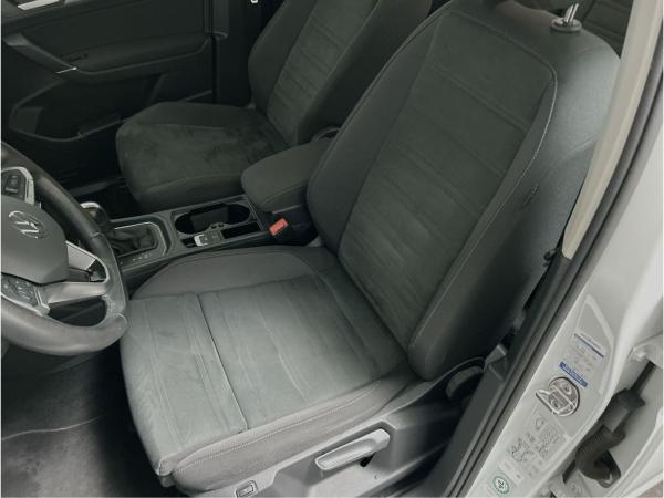 Volkswagen Touran 2.0 TDI DSG Comfortline ACC AHK LED Navi