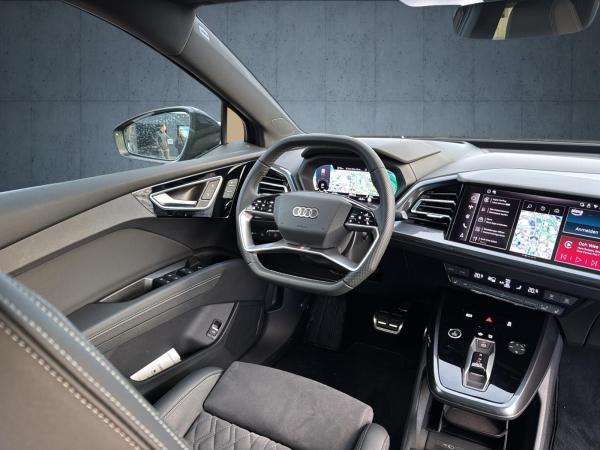 Audi Q4 e-tron Sportback 40   ⇒ AHK   ⇒ S-LINE   ⇒ Glasdach   ⇒ HUD