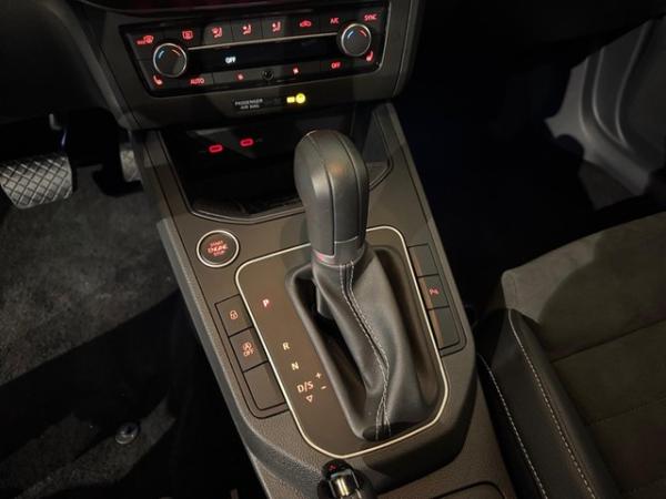 Seat Ibiza Xcellence 1.0 TSI DSG Voll-LED,Navi,Einparkhilfe,Rückfahrkamera