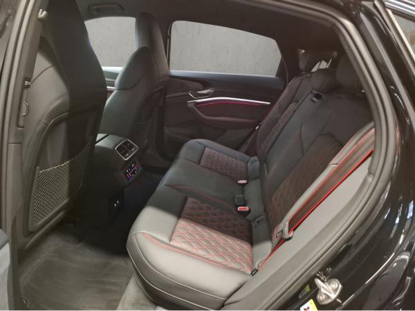 Audi SQ8 Sportback e-tron SOFORT VERFÜGBAR
