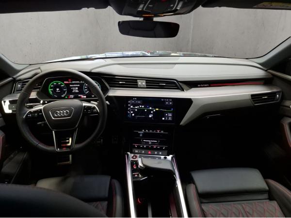 Audi SQ8 Sportback e-tron SOFORT VERFÜGBAR