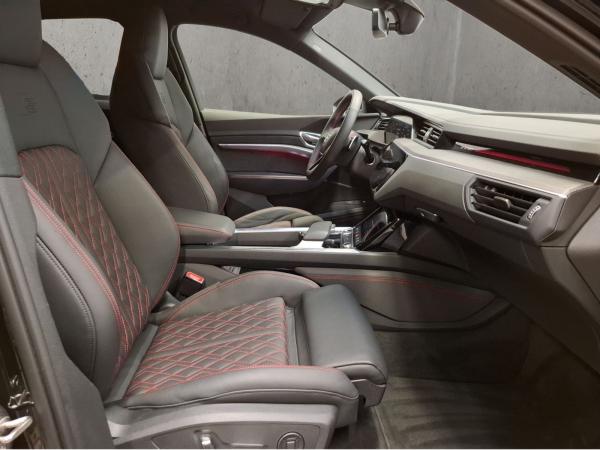 Audi SQ8 Sportback e-tron SOFORT VERFÜGBAR