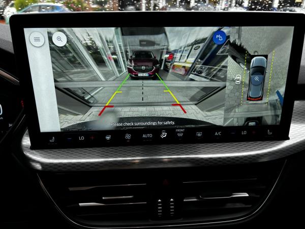 Ford Kuga 1,5 EcoBoost Titanium inkl. Wartung & Verschleiß