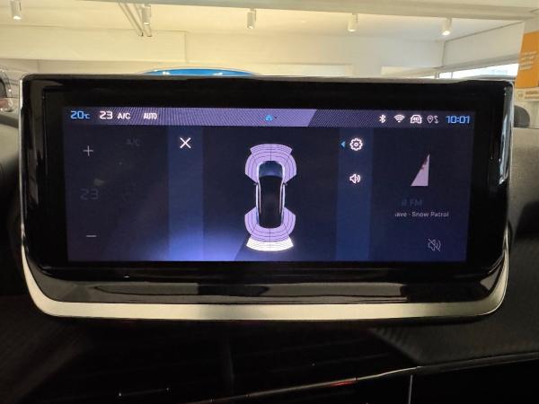 Peugeot 2008 1.2 PureTech 130 Allure LED+SHZ+KlimaA+PDC