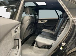 Audi Q8 SUV S line business TFSI e quattro tiptronic