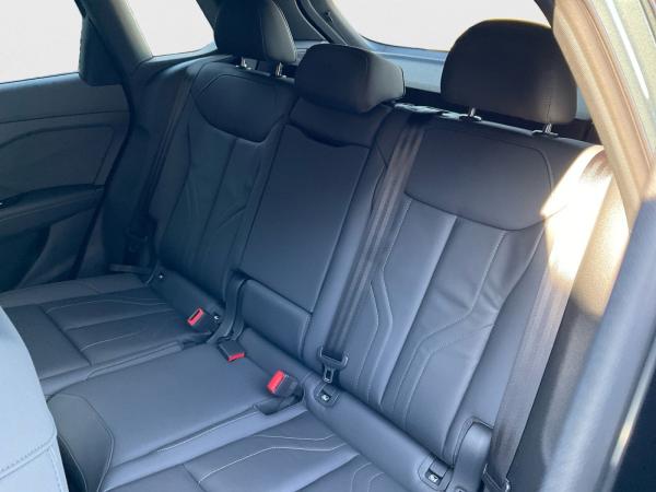Audi Q3 TFSI quattro TECH PRO MATRIX HUD 360° 19"WKR