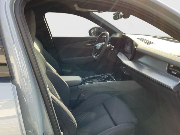 Audi Q3 Sportback TDI S tronic Audi Q3 Sportback TDI S tronic