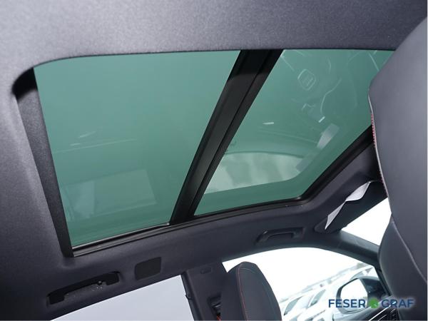 Audi RS Q8 performance AHK HD Matrix Standh. 4x Sitzh.