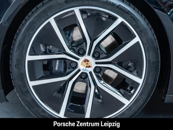 Porsche Taycan Black Edition Sitzklima SportDesign BeifDisplay