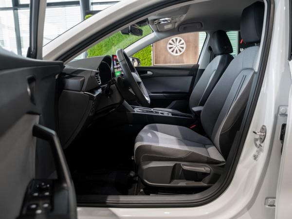 Seat Leon Road Edition 1.5 eTSI 110 kW (150 PS) 7-Gang-DSG