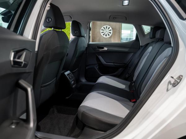 Seat Leon Road Edition 1.5 eTSI 110 kW (150 PS) 7-Gang-DSG