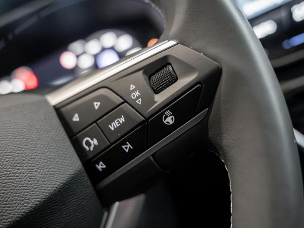 Seat Leon Road Edition 1.5 eTSI 110 kW (150 PS) 7-Gang-DSG