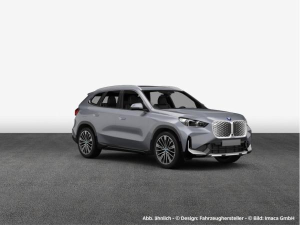 BMW iX1 xDrive30 M Sportpaket , 5-türig (Strom)