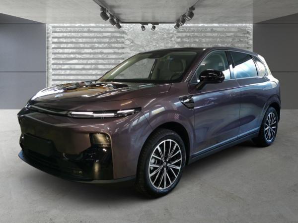 Leapmotor B10 Navi|360-Kamera|Sitz-/Lenkradheizung|Glasdach