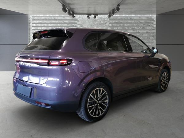 Leapmotor B10 Navi|360-Kamera|Sitz-/Lenkradheizung|Glasdach