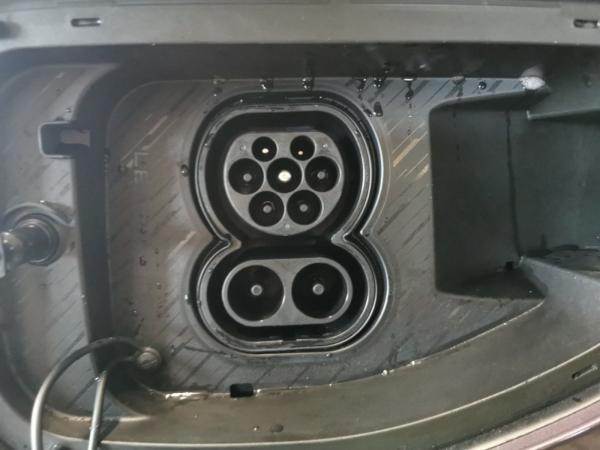 Leapmotor B10 Navi|360-Kamera|Sitz-/Lenkradheizung|Glasdach