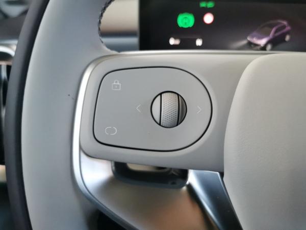 Leapmotor B10 Navi|360-Kamera|Sitz-/Lenkradheizung|Glasdach