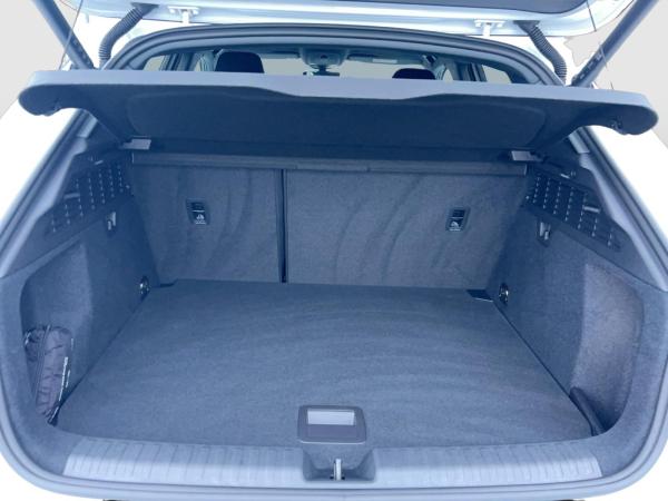 Audi A3 allstreet (8YJ)