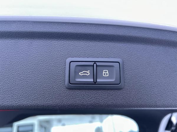 Audi A3 allstreet (8YJ)