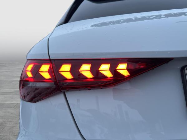 Audi A3 allstreet (8YJ)