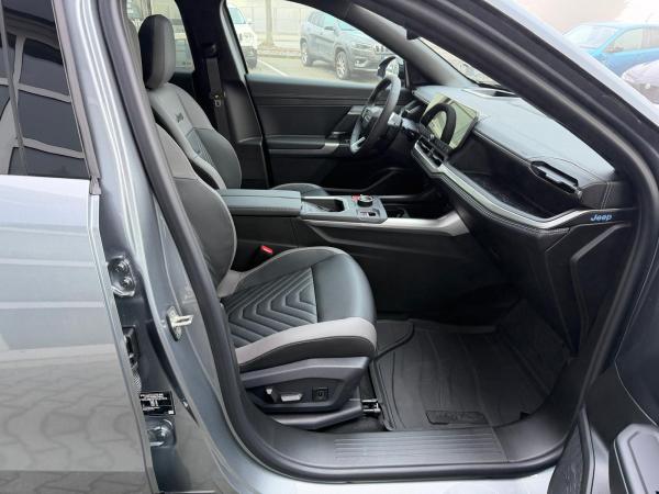 Jeep Compass 1.2 DCT6 FWD First Edition mehreren Varianten Verfügbar Abholung Mannheim