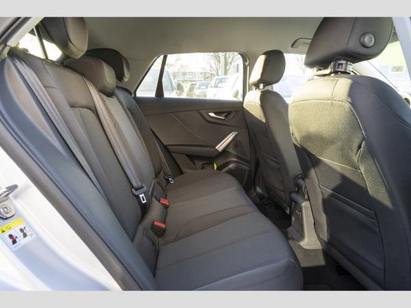 Audi Q2 35 TFSI S-tronic advanced AHK/Kamera/Navi Plus/Sitzheizung/Smartpho