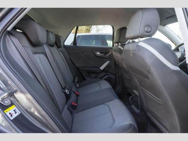 Audi Q2 30 TFSI advanced AHK/Kamera/Sitzheizung/Navi Plus
