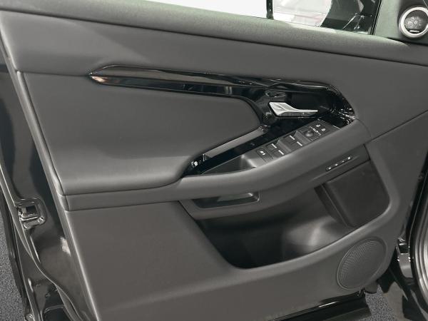 Land Rover Range Rover Evoque D200 DYNAMIC SE / SONDERAKTION  204PS 150kw