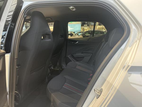 Skoda Fabia 130 Ed 1,5l TSI DSG *RFK SHZ LED NAVI*