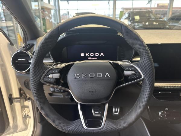 Skoda Fabia 130 Ed 1,5l TSI DSG *RFK SHZ LED NAVI*