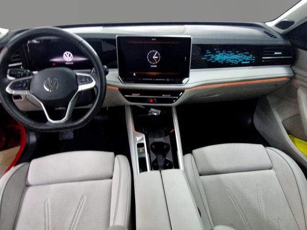 Volkswagen Passat Variant Elegance 1.5 TSI eHybrid AHK PANO