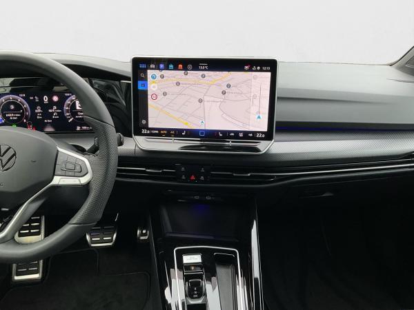 Volkswagen Golf VIII Var. R-Line 1.5 eTSI DSG AHK Navi ACC