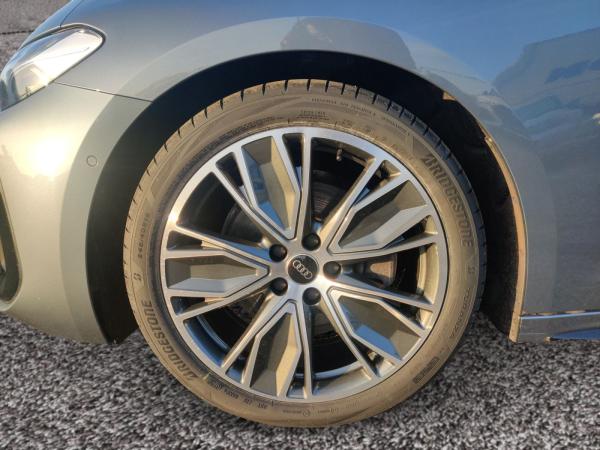 Audi A5 Avant TFSI quattro S line Tech+ Panorama AHK