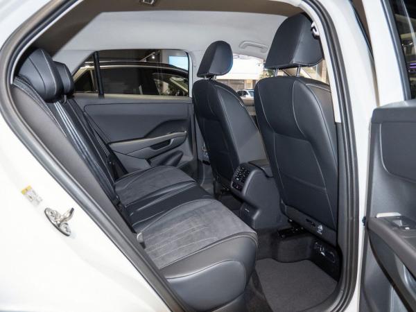 Volkswagen T-Roc Style 1.5 l eTSI OPF ) 7-Gang-Doppelkupplungsgetriebe DSG  !!!Nur noch bis Ende März!!! Nur so lange