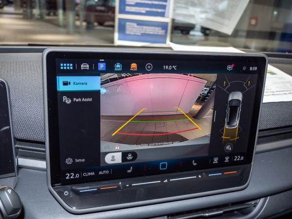 Volkswagen T-Roc Style 1.5 l eTSI OPF ) 7-Gang-Doppelkupplungsgetriebe DSG  !!!Nur noch bis Ende März!!! Nur so lange