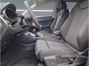 Audi Q3 35 TFSI NAVI+ LED AHK 19  ACC advanced