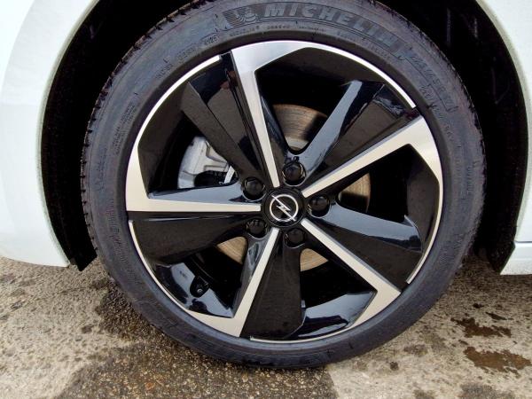 Opel Astra Sports Tourer GS 1.2 Turbo AHK|KAMERA