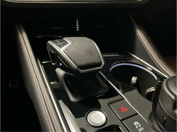 Volkswagen Touareg 3.0 TDI 4Motion Tiptronic R-Line